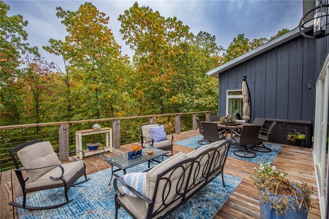 Lots of space for entertaining | Image 33
