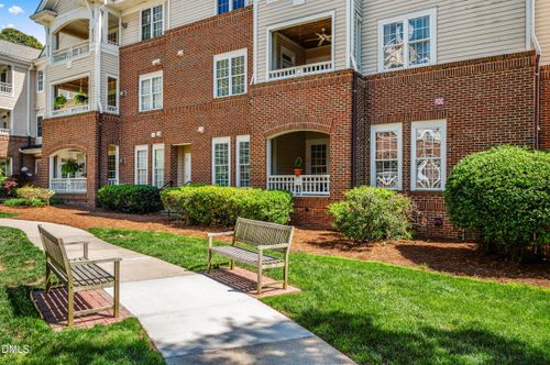 108-100 Northbrook Dr, Raleigh, NC, 27609-7075 | Card Image