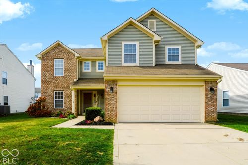14226 Gentry Dr, Fishers, IN, 46038-7122 | Card Image