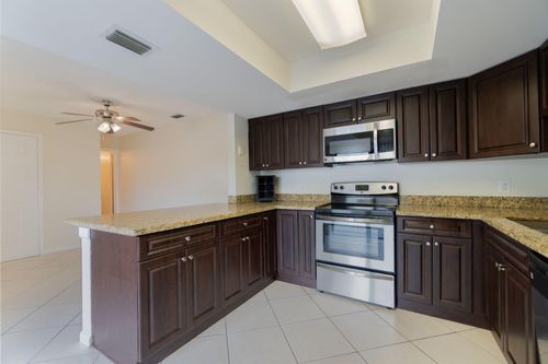 1530 Shaker Cir, Wellington, FL, 33414-5735 | Card Image