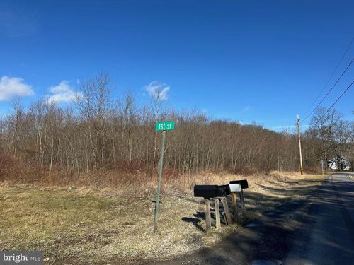 2-124 1st St, New Paris, PA, 15554-8748 | Card Image
