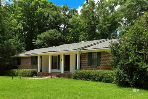 826 Windsorwood Dr, Thomasville, AL, 36784-2928 | Card Image