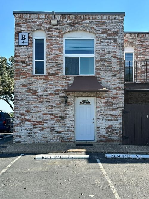 apt-106-6501 E Hill Dr, Austin, TX, 78731-4301 | Card Image