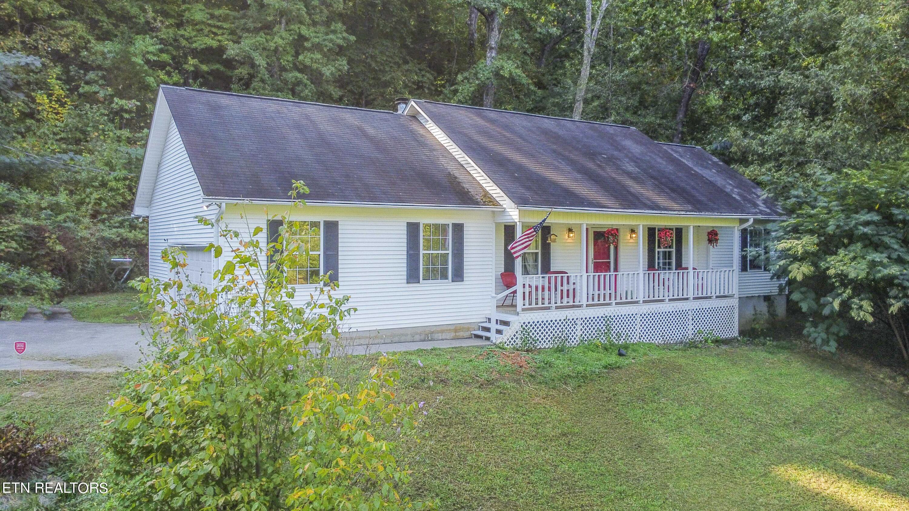 Mahoney Rd, Oliver Springs, TN 37840
