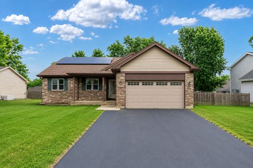 506 Old Country Way, Wauconda, IL, 60084-1790 | Card Image