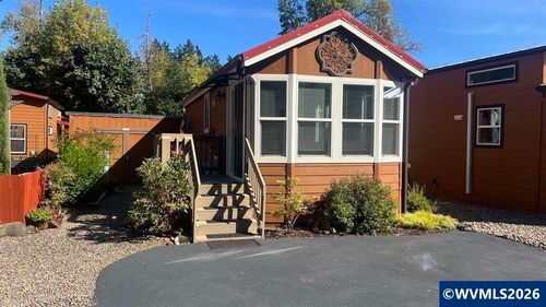 292-8372 Enchanted Way Se, Turner, OR, 97392-9465 | Card Image