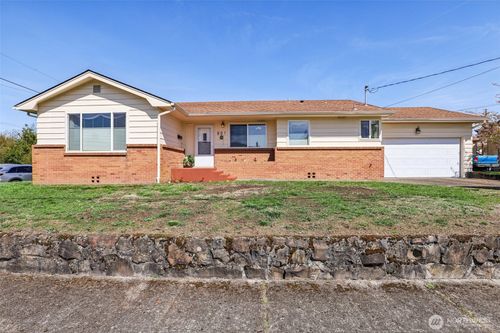 801 Cowlitz Way, Kelso, WA, 98626-4434 | Card Image