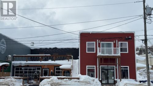 33 Broadway, Corner Brook, NL, A2H4C5 | Card Image
