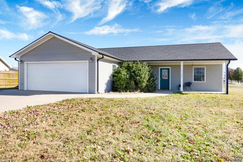 2720 Brookpark Dr, Manhattan, KS, 66502-8424 | Card Image