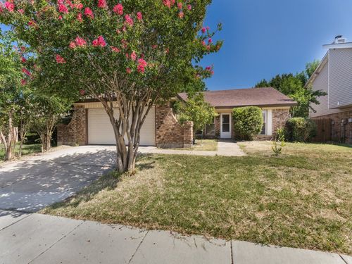 6637 Redbud Dr, Watauga, TX, 76148-1536 | Card Image