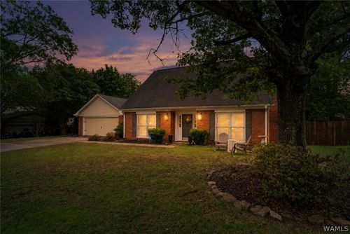 735 Fair Oaks Ln, Tuscaloosa, AL, 35406-1767 | Card Image