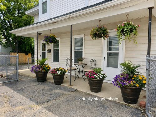 256 Cedar Street, Manchester, NH, 03103 | Card Image