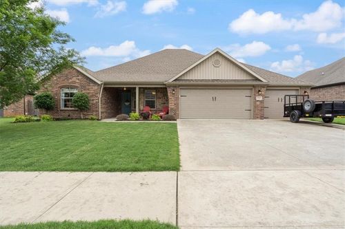 711 Tamarron Dr, Centerton, AR, 72719-8003 | Card Image