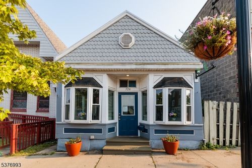 324 S Main St, Phillipsburg, NJ, 08865-2824 | Card Image