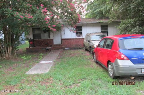 2304 North St, Lumberton, NC, 28358-3244 | Card Image