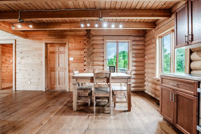 19799 County Rd, House other with 4 bedrooms, 3 bathrooms and 15 parking in Dunvegan ON | Image 8