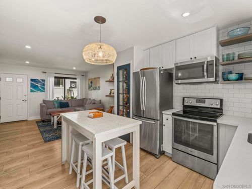 212-3825 Caminito Litoral, San Diego, CA, 92107-1946 | Card Image