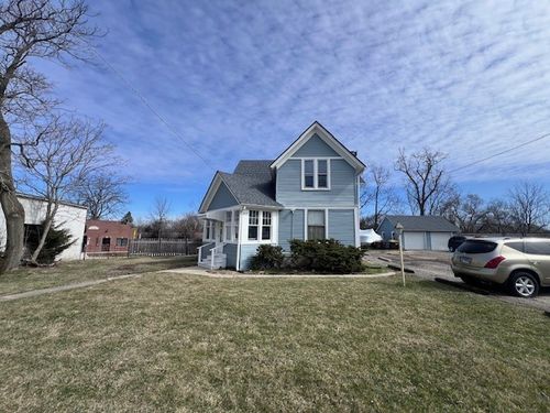 3-317 Lake Ave, Woodstock, IL, 60098-4213 | Card Image