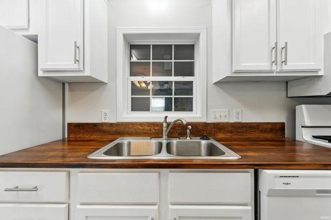 663 N Albert Eckert Dr, House other with 3 bedrooms, 2 bathrooms and null parking in North Webster IN | Image 7