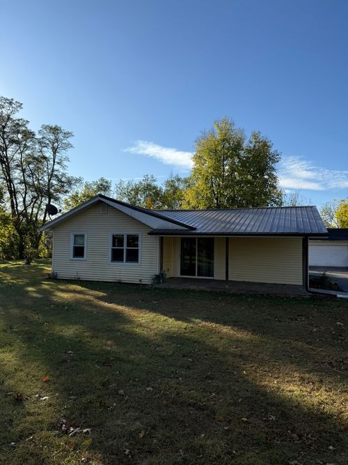 12805 Ventura Blvd, Machesney Park, IL, 61115-1053 | Card Image