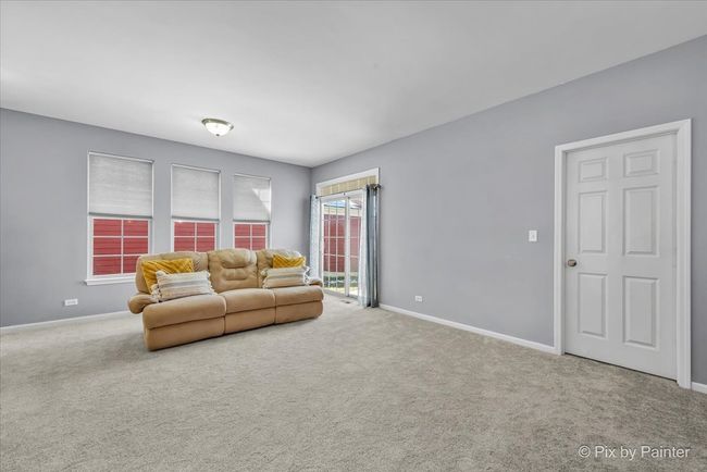 292 Longview Dr, House other with 3 bedrooms, 3 bathrooms and 2 parking in Elgin IL | Image 11