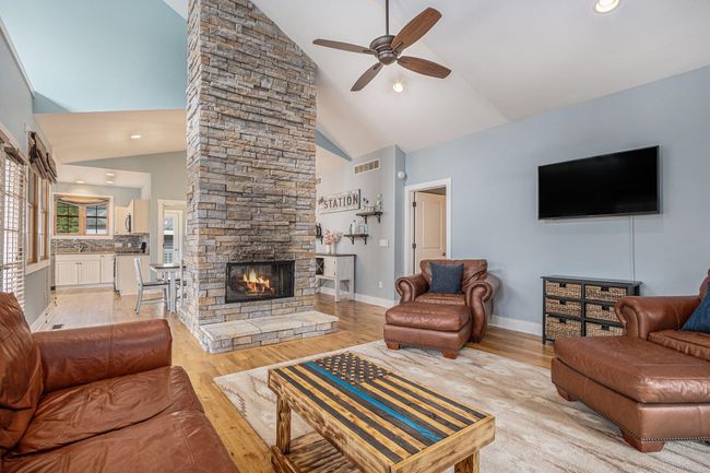 18743 Oldfield Rd, House other with 2 bedrooms, 2 bathrooms and null parking in New Buffalo MI | Image 4