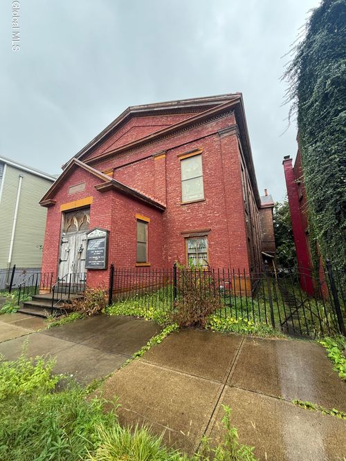 16 Washington St, Rensselaer, NY, 12144-2822 | Card Image