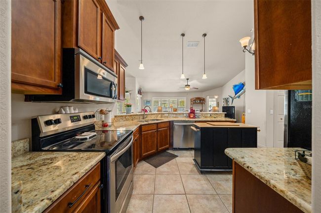 811 Se 49 Th Ave, House other with 4 bedrooms, 2 bathrooms and null parking in OCALA FL | Image 24