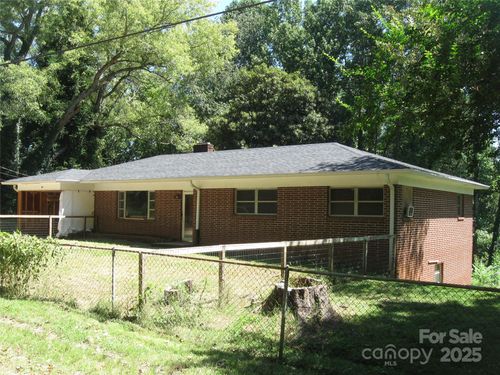 214 Palmer St Nw, Lenoir, NC, 28645-4312 | Card Image