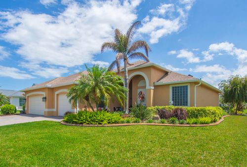 660 Tangelo Cir Sw, Vero Beach, FL, 32968-3844 | Card Image