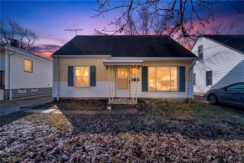 13539 Bennington Ave, Cleveland, OH, 44135-4946 | Card Image