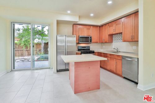 207-7132 Farralone Ave, Canoga Park, CA, 91303 | Card Image
