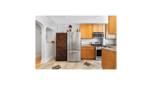 d5-811 Walton Ave, Bronx, NY, 10451-2380 | Card Image