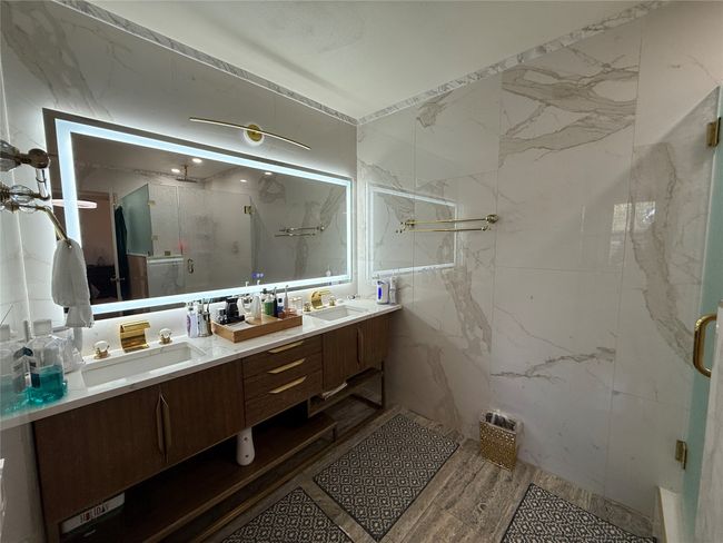 Primary bathroom | Image 31