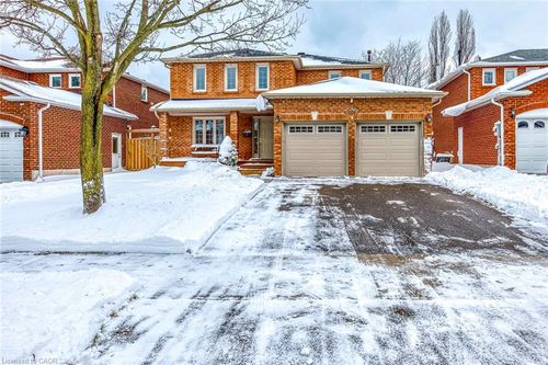 1356 Chedboro Cres, Oakville, ON, L6J7A3 | Card Image