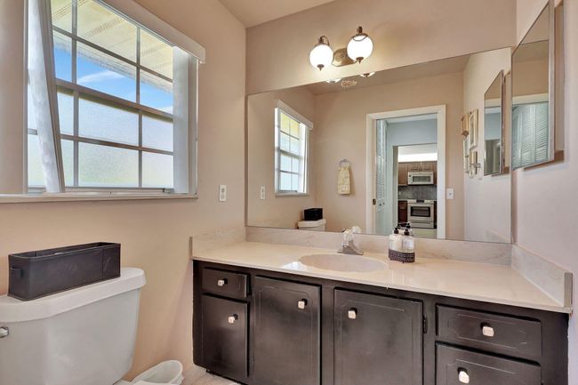 165 Amherst Ln, Condo with 1 bedrooms, 2 bathrooms and null parking in Lake Worth FL | Image 20