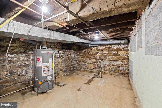 2 S Front St, Home with 3 bedrooms, 2 bathrooms and null parking in WORMLEYSBURG PA | Image 36