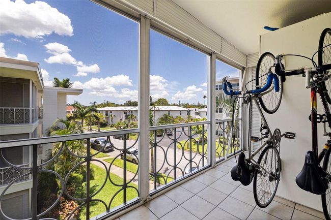 UNIT-6 - 1060 N Shore Dr Ne, Condo with 2 bedrooms, 2 bathrooms and null parking in ST PETERSBURG FL | Image 39