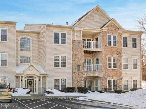apt-201-100 Claret Ct, WARRINGTON, PA, 18976-3039 | Card Image