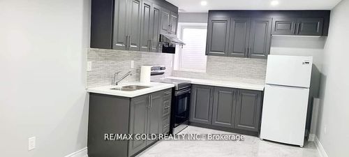 bsmt-19 Adventura Rd, Brampton, ON, L7A5A7 | Card Image