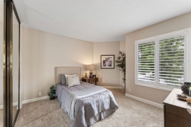 77 Fallingstar, Condo with 2 bedrooms, 3 bathrooms and 1 parking in Irvine CA | Image 25