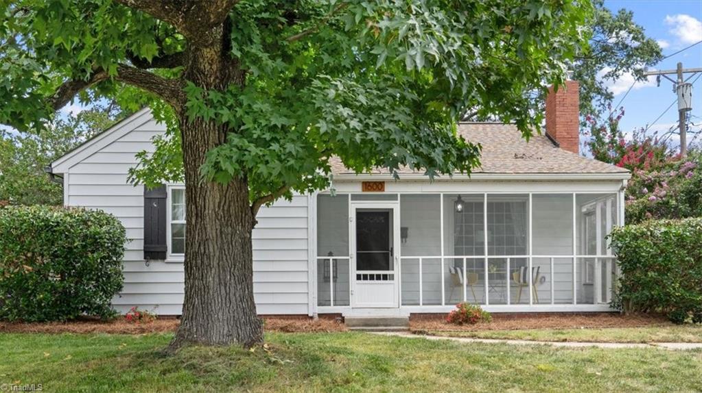 Lake Dr, Greensboro, NC 27408