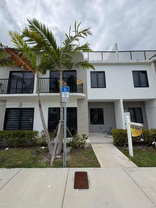 26124 Sw 145th Ct, Homestead, FL, 33032-5341 | Card Image