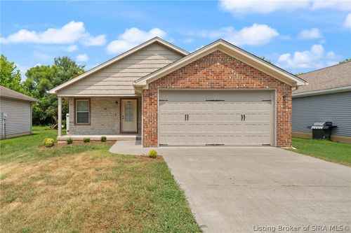 684 Sky Way Dr Nw, Corydon, IN, 47112-6890 | Card Image