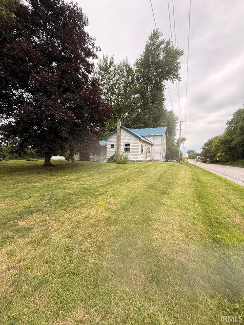 1662 E Us 6 Road, Albion, IN, 46701 | Card Image