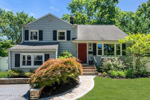 37 Birch Dr, Shrewsbury, NJ, 07702-4120 | Card Image