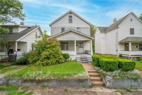 1604 1st St, Youngstown, OH, 44509-2506 | Card Image