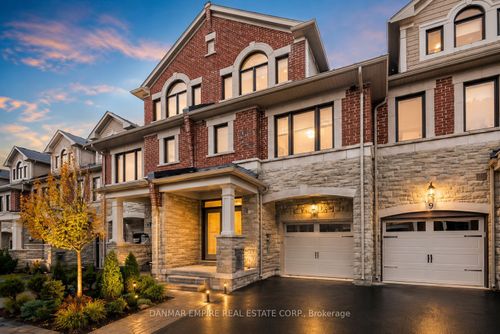 11 Hiawatha Crt, Vaughan, ON, L4L0J2 | Card Image
