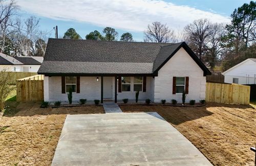 113 Walnut St, Cabot, AR, 72023-3540 | Card Image