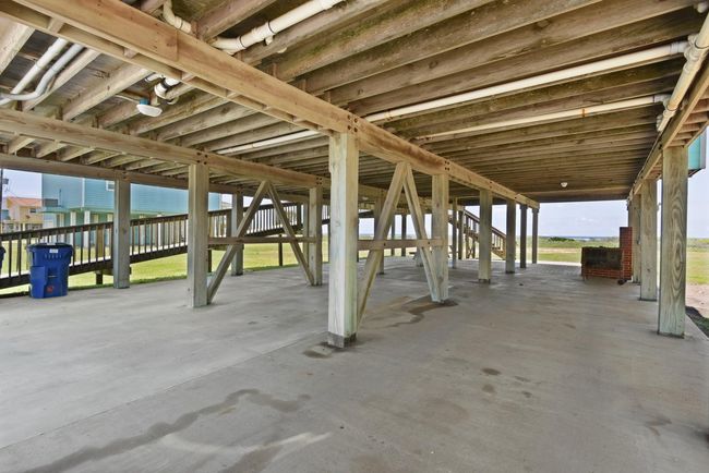2438 Blue Water Hwy, House other with 10 bedrooms, 6 bathrooms and null parking in Surfside Beach TX | Image 31